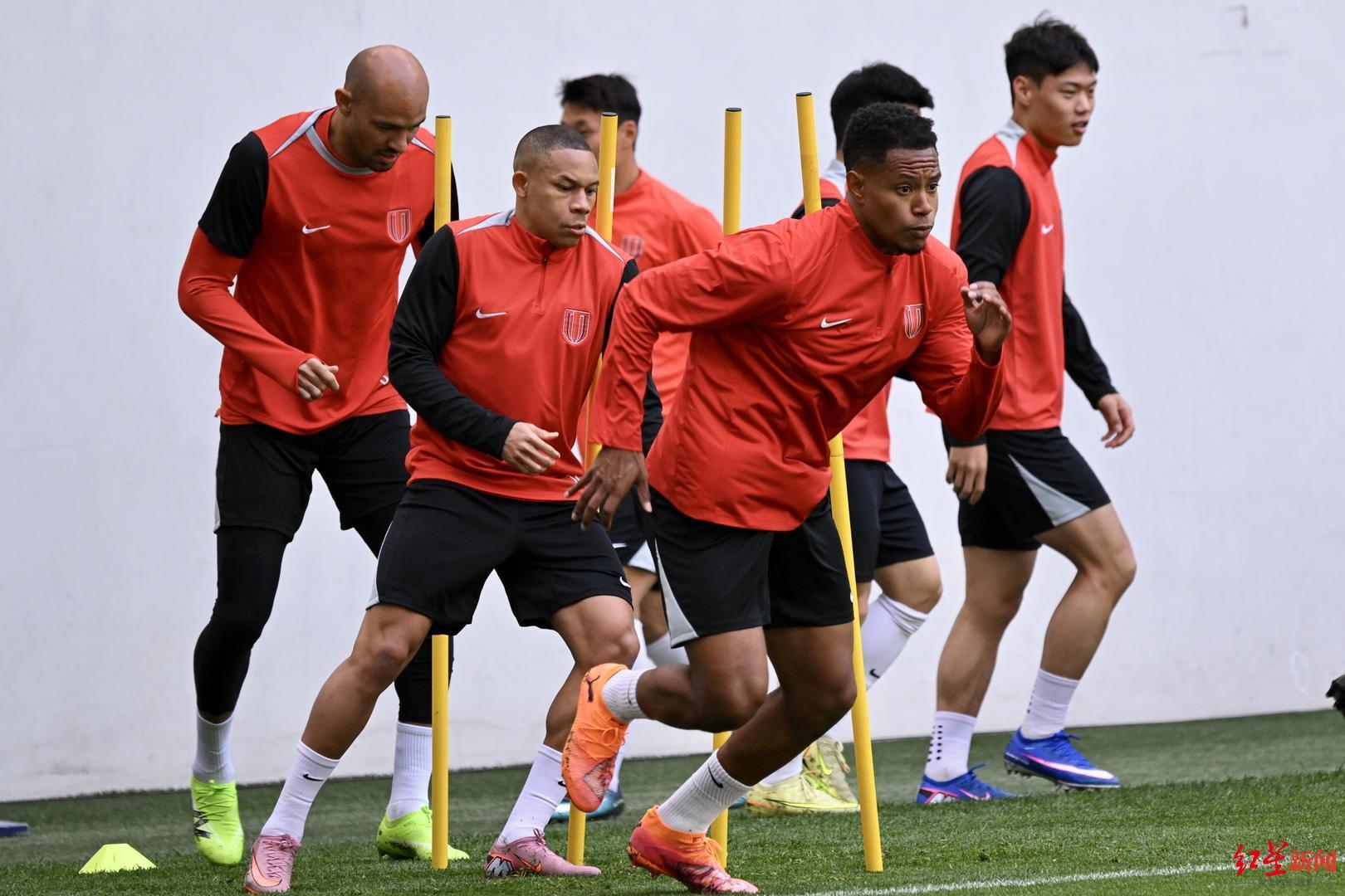 明晚,2026赛季中超将在成都精彩揭幕!成都蓉城将力争开门红